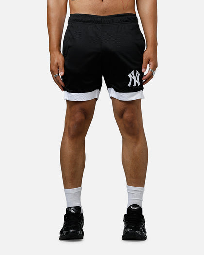 New Era New York Yankees Sport Class Shorts Black/White