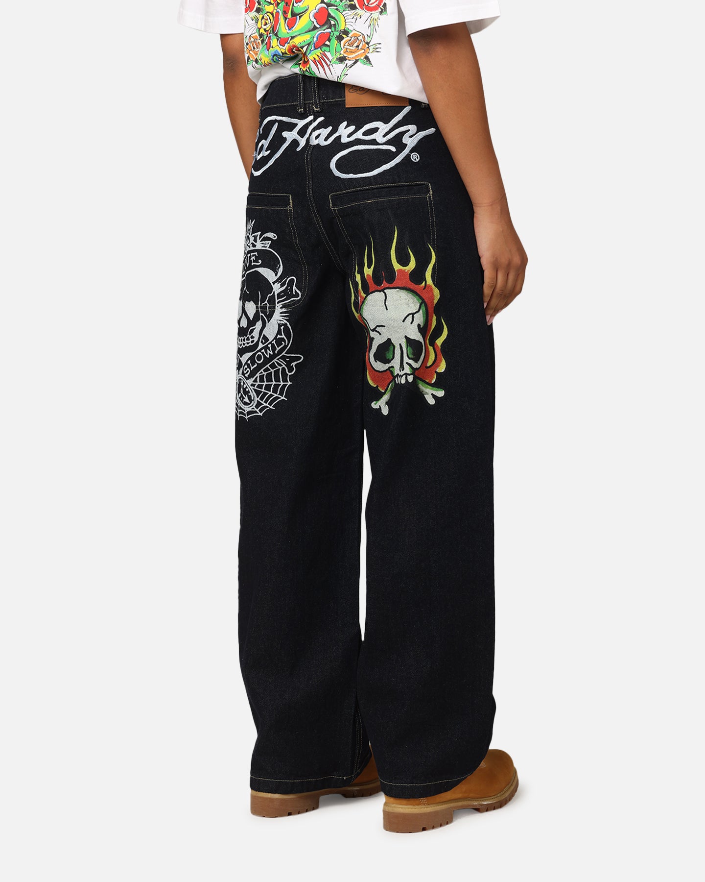 03012993-YB001_womens_00010.