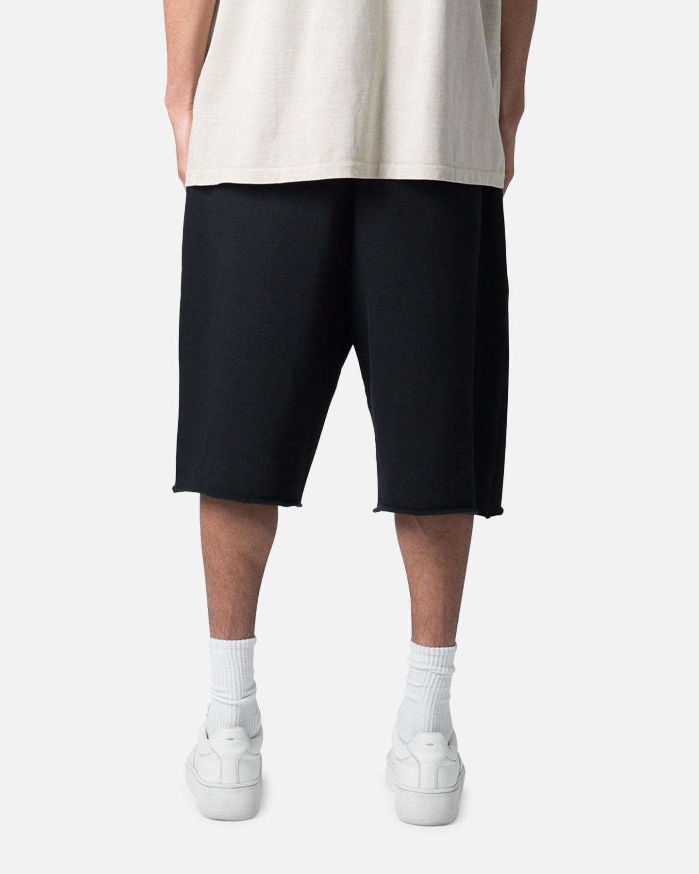 ＣＯＧＴＨＥＢＩＧＳＭＯＫＥ　ＭＡＳＳＩＶＥ　ＳＷＥＡＴ　ＳＨＯＲＴ eS Big Script Sweat Shorts - Black - Supereight