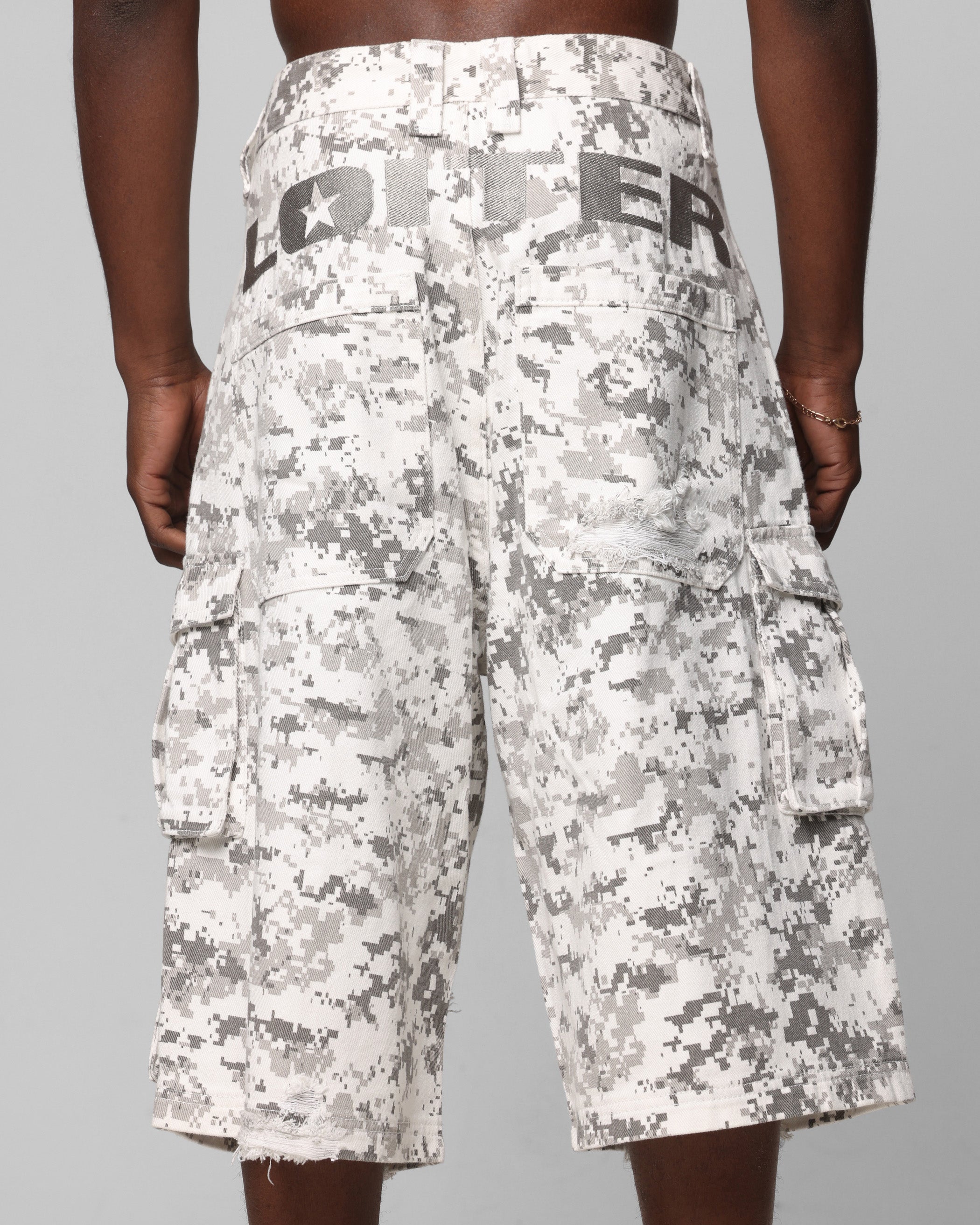 Loiter Collateral Cargo Shorts Digi Snow Camo | Culture Kings US
