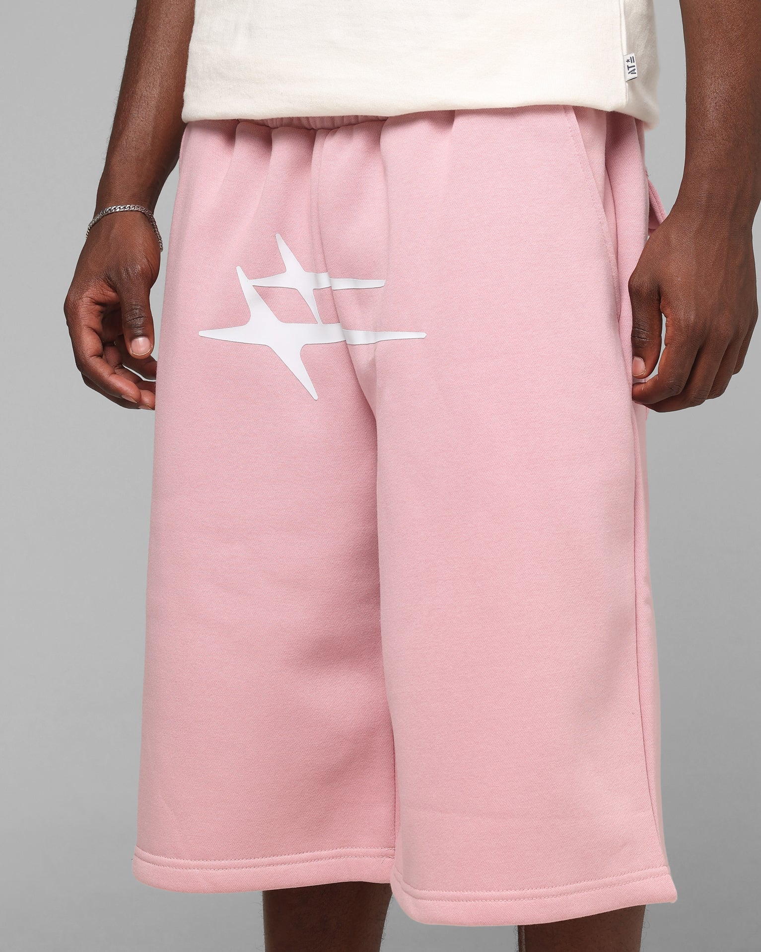 Loiter Hybrid Shorts Dusty Pink | Culture Kings US