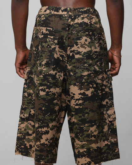 Loiter 3 Quarter Pants Digi Camo