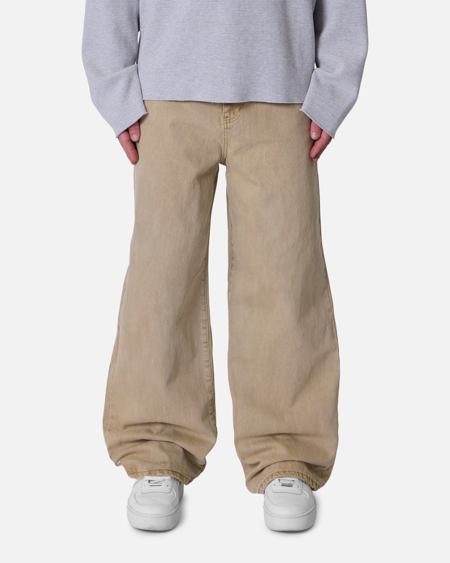 mnmlデニム　サイズ30 ダメージデニム　　uk us MNML V733 All Washed Up Denim Jeans Tan | Culture Kings US