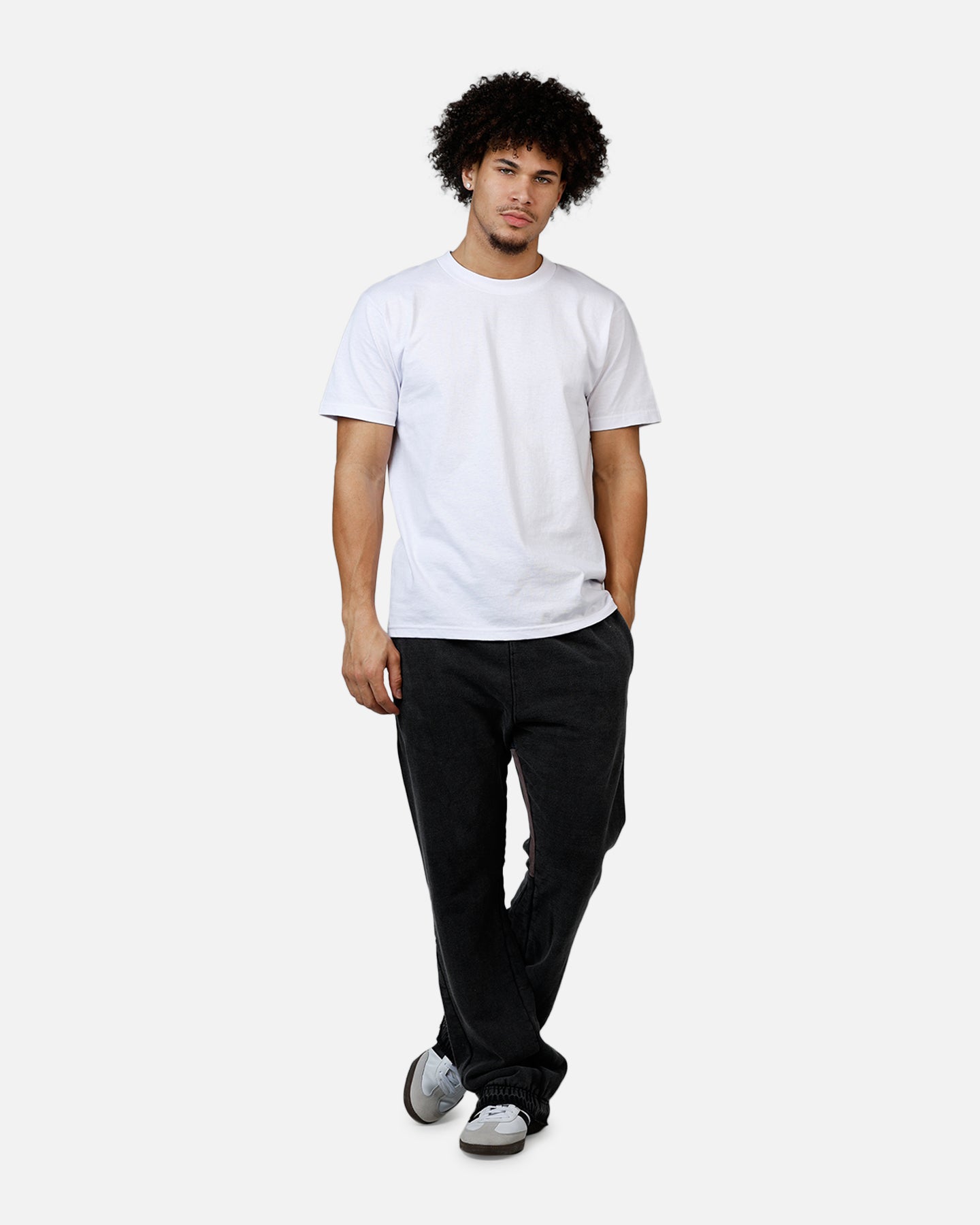MNML Contrast Bootcut Sweatpants Vintage Black | Culture Kings US
