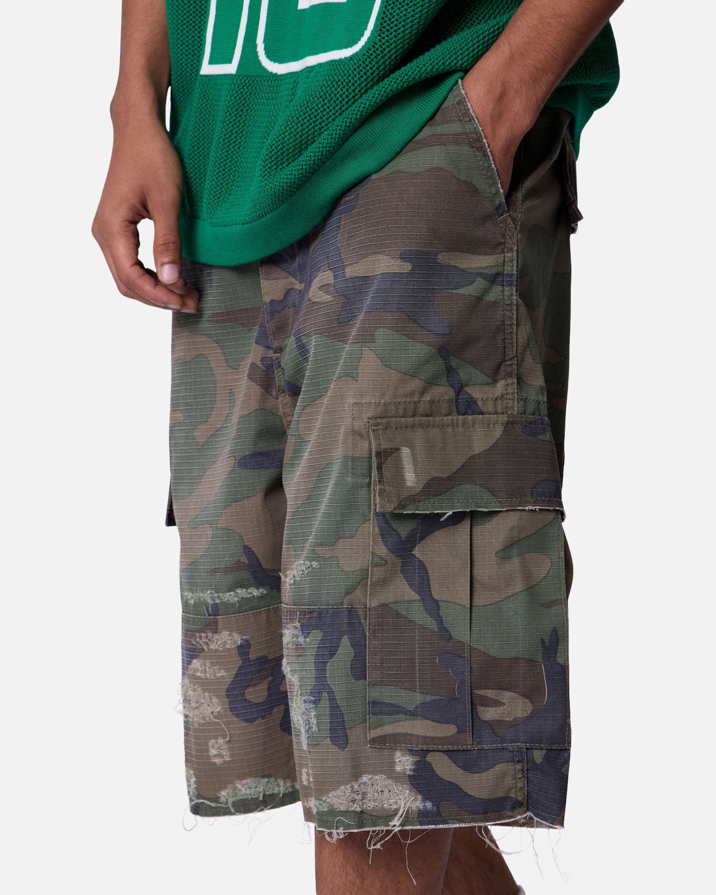 MNML Baggy Distressed Cargo Shorts Camo | Culture Kings US