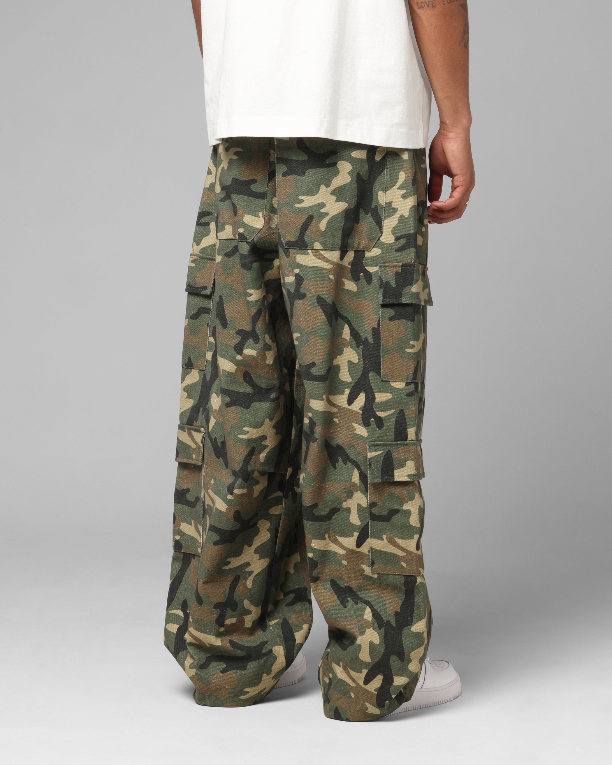 Loiter F-16 Balloon Cargo Pants Woodland Camo | Culture Kings US