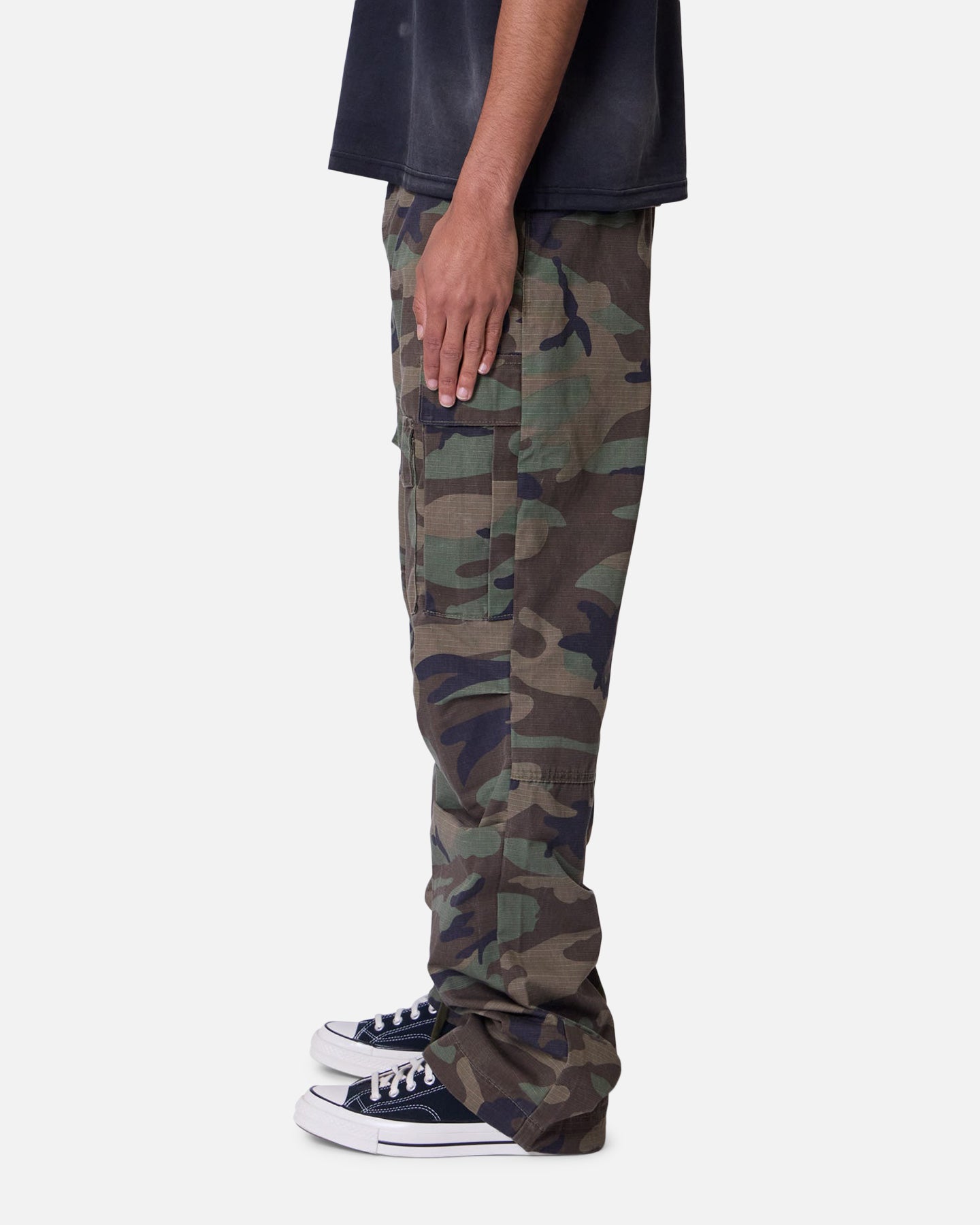 MNML Ultra Baggy Cargo Pants Camo | Culture Kings US