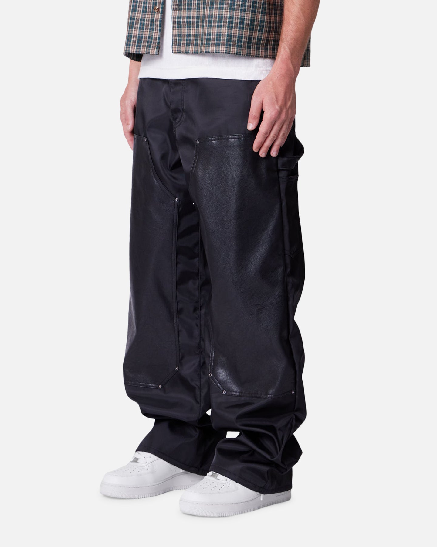 MNML Baggy Nylon Carpenter Pants Black | Culture Kings US