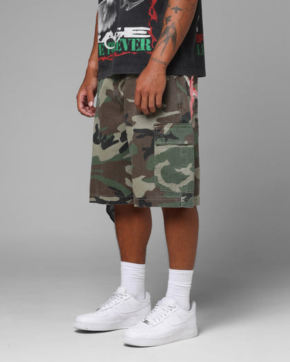 Loiter Star Born Cargo Shorts Camo