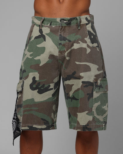 Loiter Star Born Cargo Shorts Camo