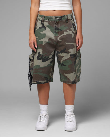 Loiter Star Born Cargo Shorts Camo