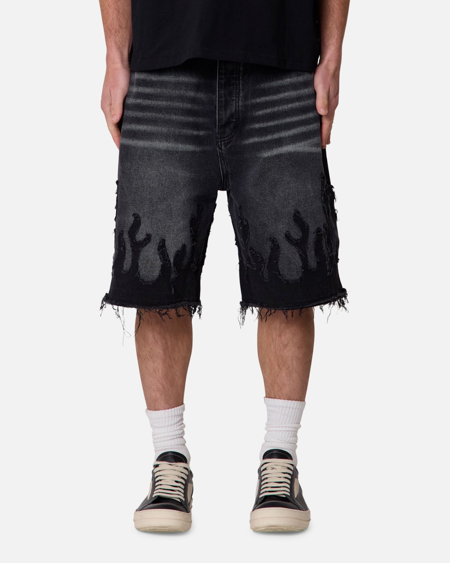 MNML Baggy Flame Denim Shorts Black | Culture Kings US
