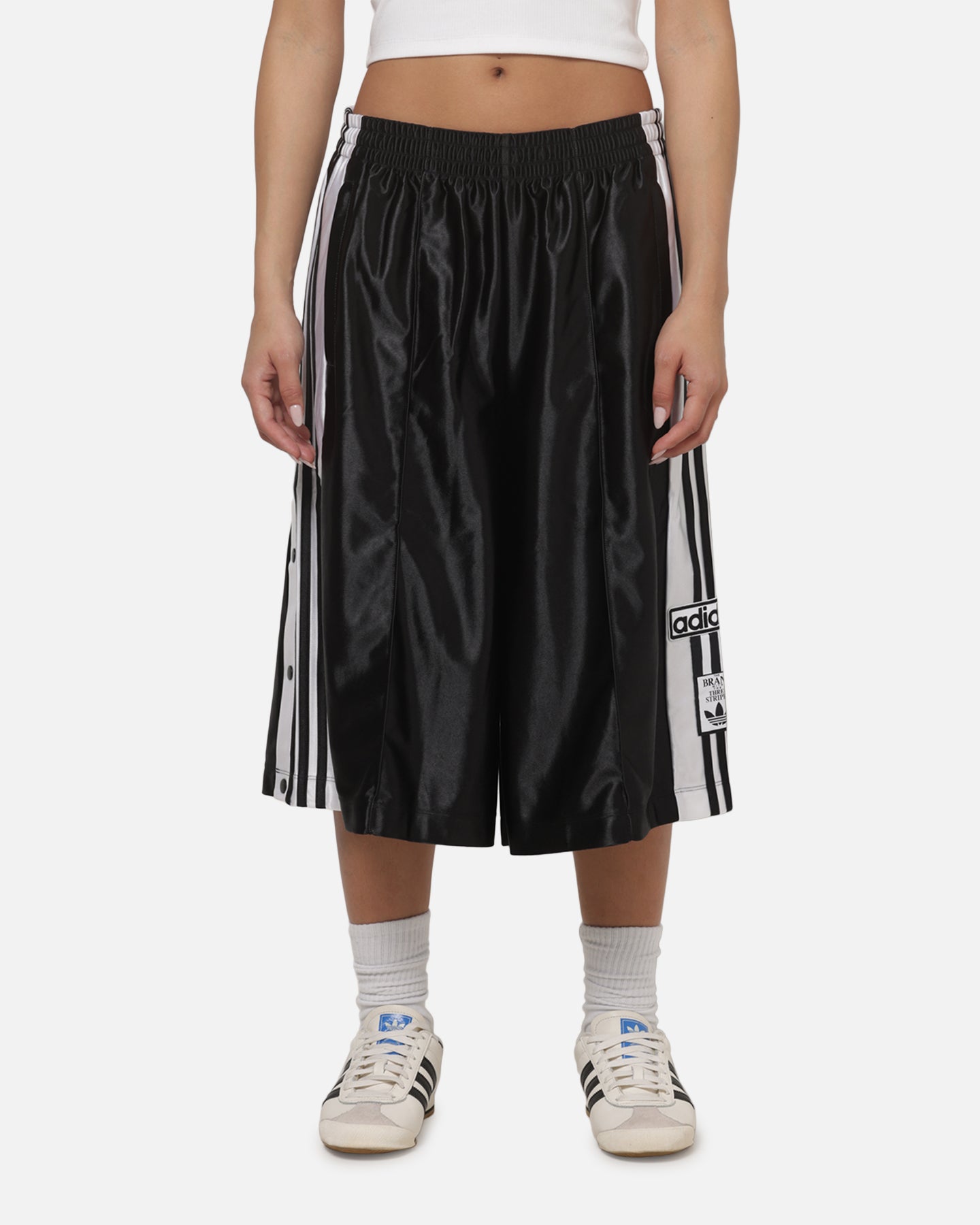 新品未使用タグ付き　 adibreak shorts Adidas Women's Adibreak Long Shorts Black/White | Culture Kings US