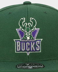Mitchell & Ness Milwaukee Bucks 'Team Ground 2.0 Hardwood Classics' Fitted Green