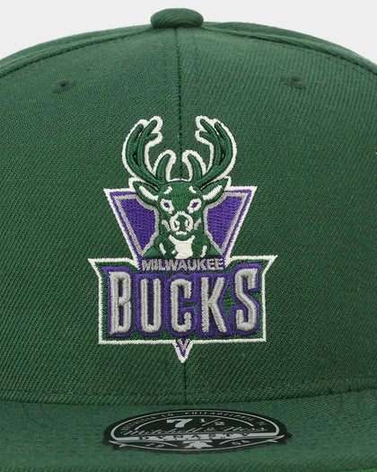 Mitchell & Ness Milwaukee Bucks 'Team Ground 2.0 Hardwood Classics' Fitted Green