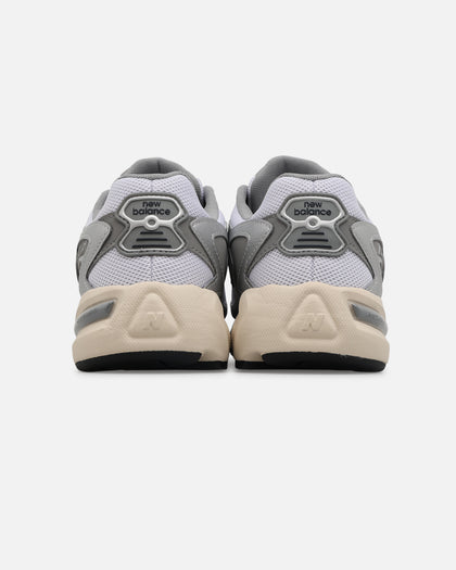 New Balance 725 White/Silver