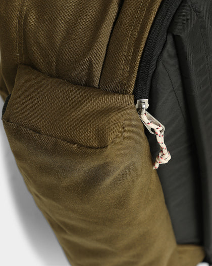 Jansport Jansport X Stranger Things Field Pack Demogorgon Hunter Demogorgon Hunt