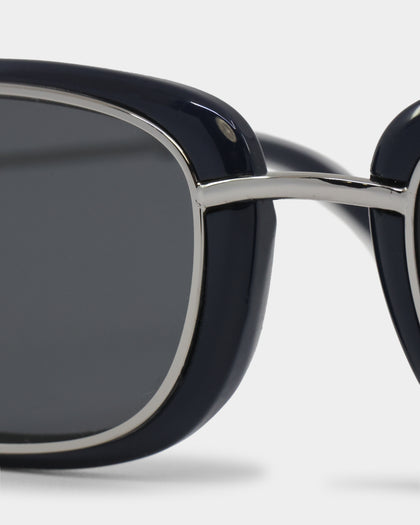 Nuqe Maverick Sunglasses Navy/Silver