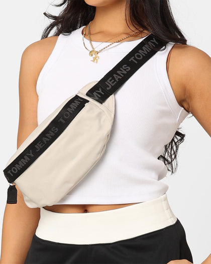 Tommy Jeans Essential Bum Bag Beige