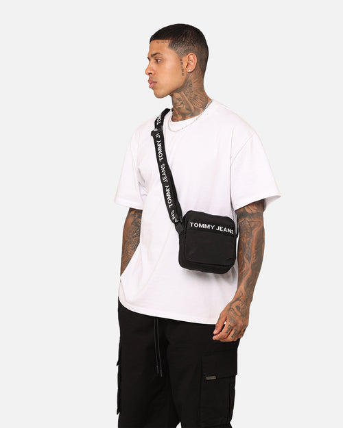 Tommy Jeans Essential Square Reporter Black