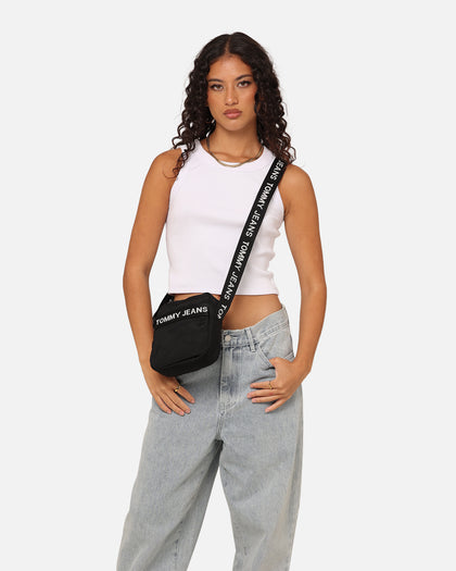 Tommy Jeans Essential Square Reporter Black