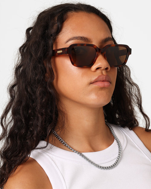 Nuqe Oscar Sunglasses Tort/Gold