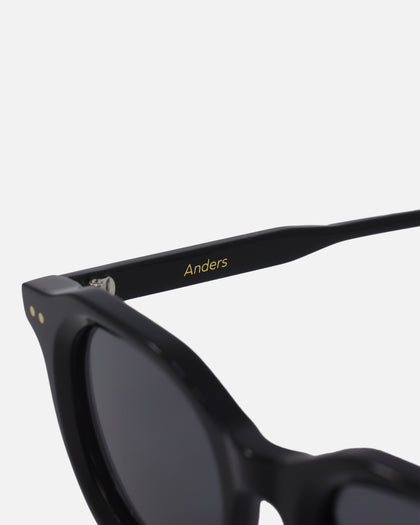 Nuqe Anders Sunglasses Black/Gold