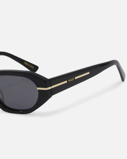 Nuqe Zarah Sunglasses Black/Gold