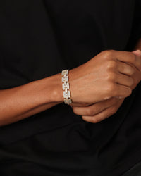 Saint Morta Baguette Interlink Bracelet Iced Gold