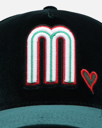 New Era Mexico National Baseball Team 'Velvet Hearts' 9FORTY A-Frame Snapback Green