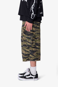 MNML Ultra Baggy Cargo Short Camo