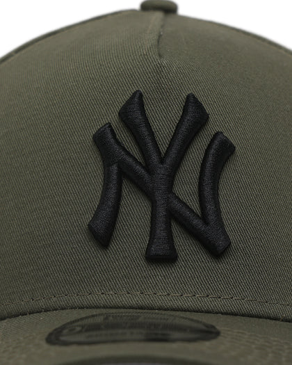 New Era New York Yankees 9FORTY A-FrameSnapback Olive