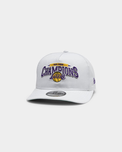 New Era Los Angeles Lakers 16X Champs Old Golfer Snapback White/OTC