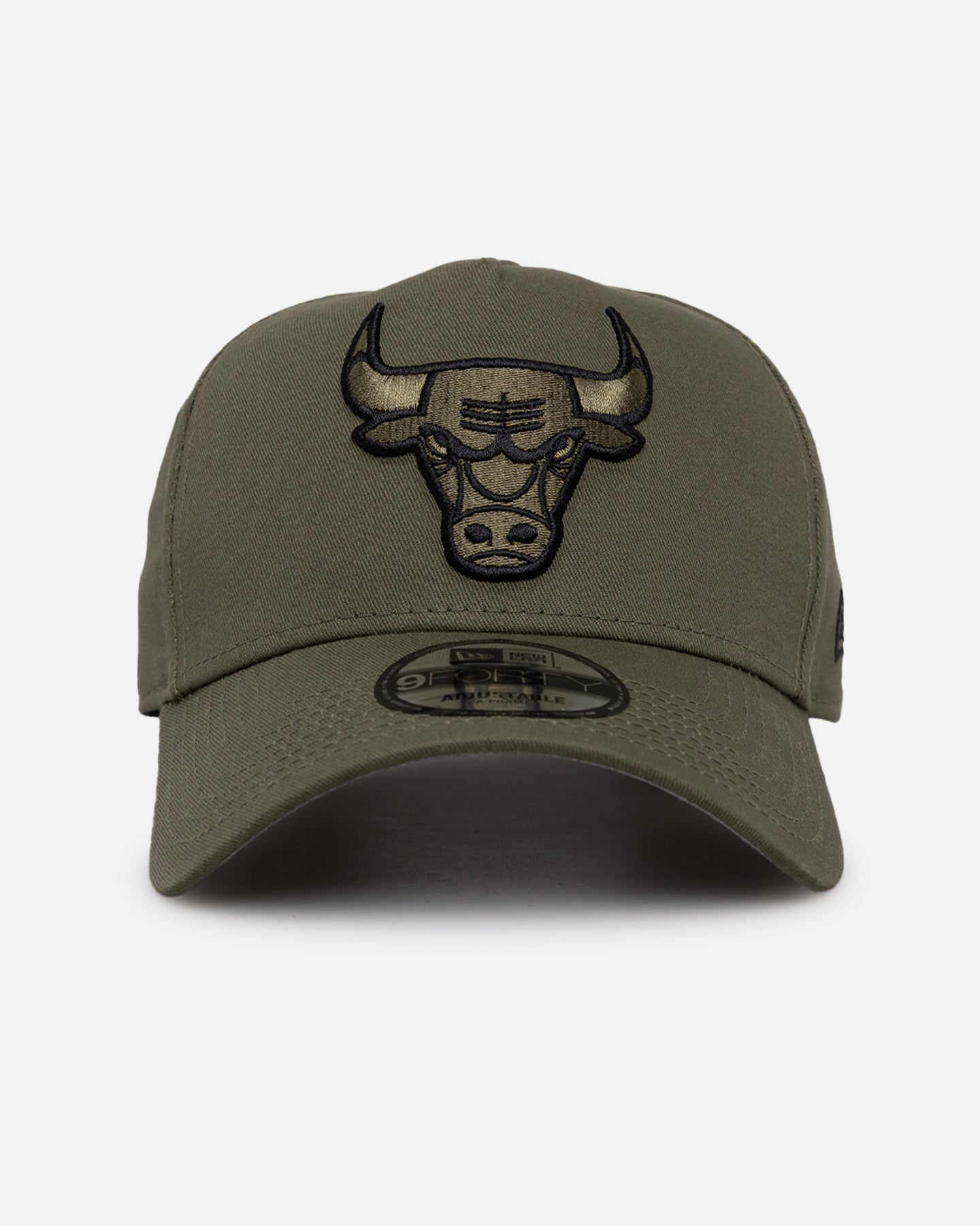 デロス　NEW ERA モーズコート　オリーブ New Era Chicago Bulls 'Olive/Black' 9FORTY A-Frame Snapback Olive