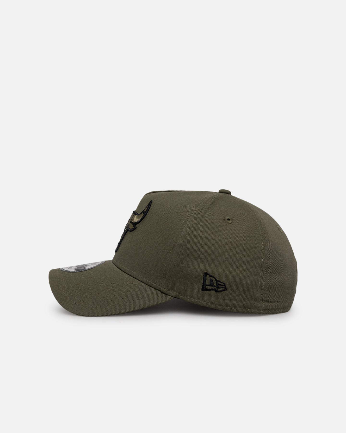 New Era Chicago Bulls 'Olive/Black' 9FORTY A-Frame Snapback Olive
