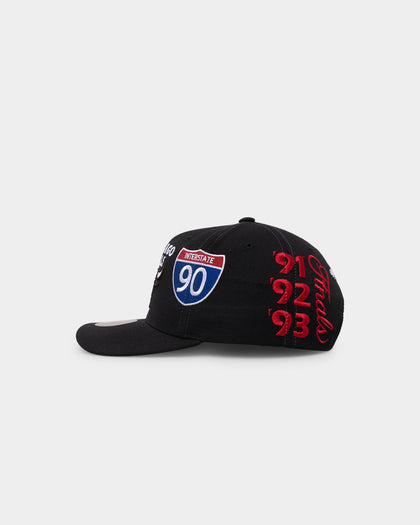 Mitchell & Ness Chicago Bulls 'Highway' Pro Crown Snapback Black