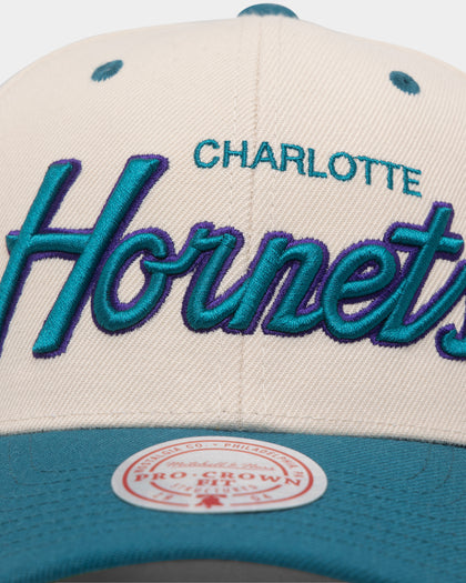 Mitchell & Ness Charlotte Hornets Vintage White Script Wool Snapback Vintage White