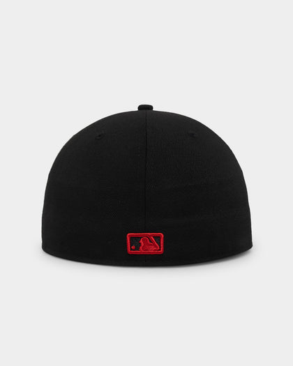 New Era New York Yankees "Scarlet Bottom" 59FIFTY Fitted Black/Scarlet