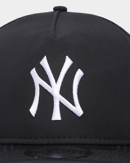 New Era New York Yankees 'OG Team Colour' Prolight Old Golfer Trucker Snapback OTC