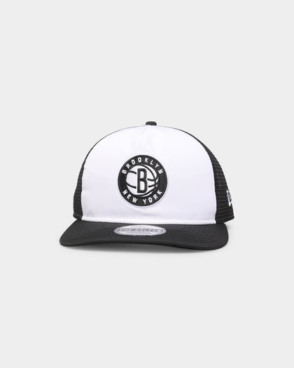 New Era Brooklyn Nets 'Team Two-Tone' Prolight Old Golfer Trucker Snapback White/OTC