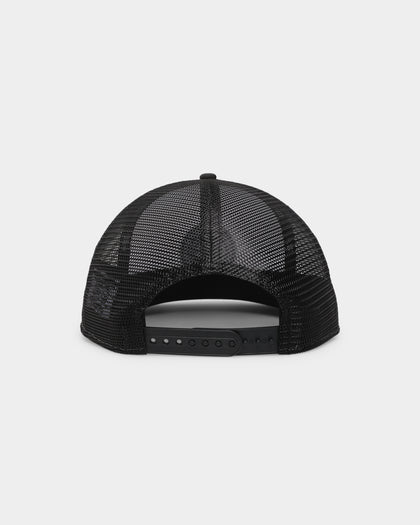 New Era Brooklyn Nets 'Team Two-Tone' Prolight Old Golfer Trucker Snapback White/OTC