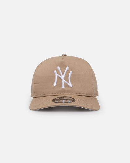 New Era New York Yankees Old Golfer Snapback Tumbleweed/White