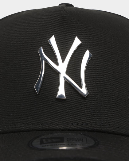 New Era New York Yankees 'Metal Badge' 9FORTY K-Frame Snapback Black/Silver