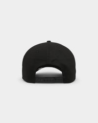 New Era Chicago Bulls 'Metal Badge' 9FORTY K-Frame Snapback Black/Black