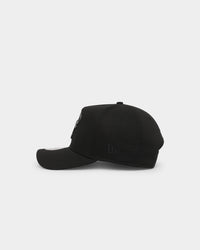 New Era Chicago Bulls 'Metal Badge' 9FORTY K-Frame Snapback Black/Black