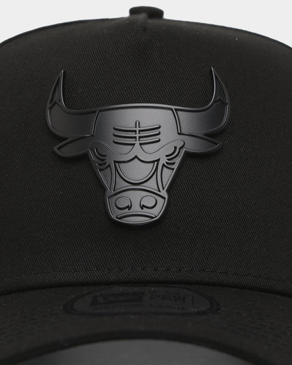 New Era Chicago Bulls 'Metal Badge' 9FORTY K-Frame Snapback Black/Black
