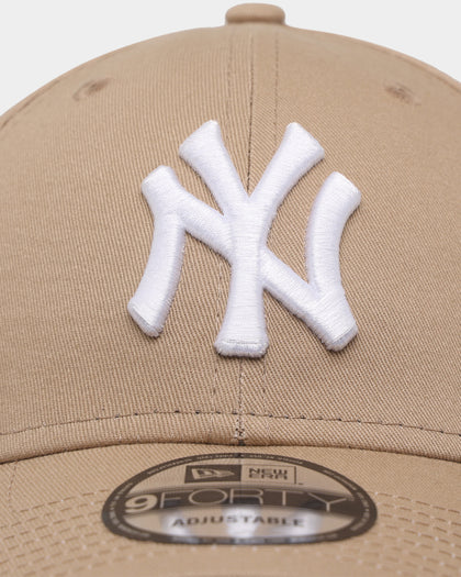 New Era New York Yankees 'Camel White' 9FORTY Casual Strapback Tumbleweed/White
