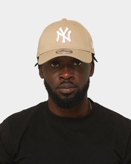New Era New York Yankees 'Camel White' 9FORTY Casual Strapback Tumbleweed/White