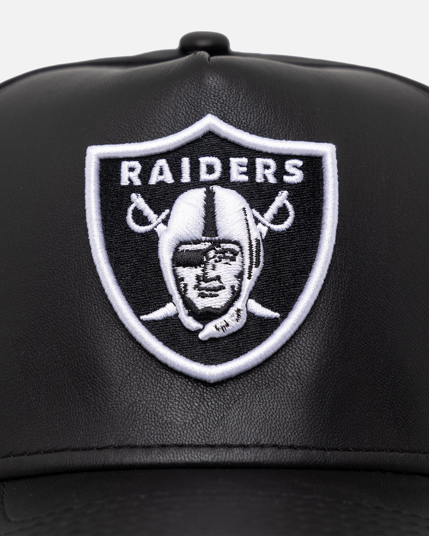 New Era Las Vegas Raiders 'PU Leather' 9FORTY K-Frame Strapback