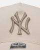47 Brand New York Yankees 'Caramel Swirl' Sure Shot MVP Snapback Natural/Khaki